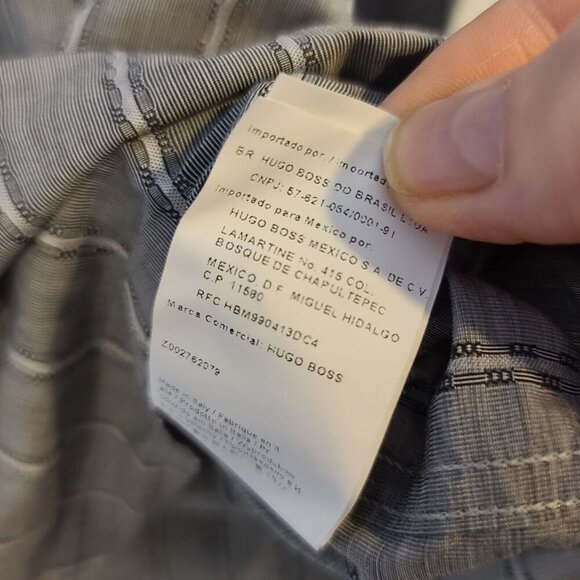 BOSS Hugo Boss Long Sleeve Button Up Dress Shirt Gray Stripe Pattern Size Medium - Picture 7 of 9